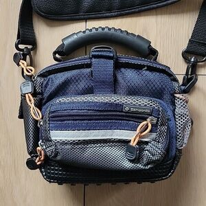Samsonite (SB609BLU) Blue Multi-Pocket Digital Camera Bag